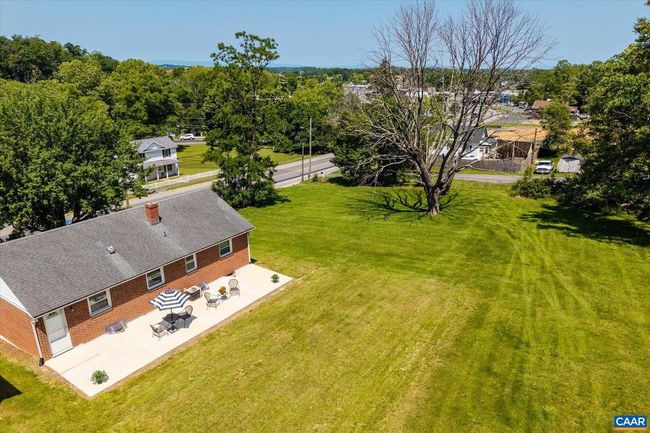 1321 E Main St, House other with 3 bedrooms, 1 bathrooms and null parking in WAYNESBORO VA | Image 31