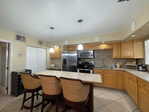 203-229 Se 1st Ave, Boynton Beach, FL, 33435-4571 | Card Image