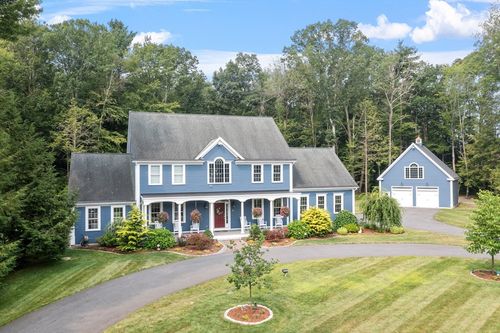 16 Village Rd, Pepperell, MA, 01463-1181 | Card Image