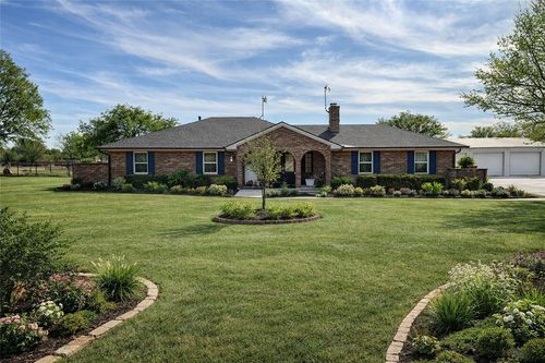 903 Houston St, Anna, TX, 75409-6304 | Card Image