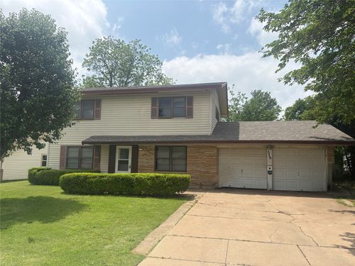 529 Nw Janie Ln, Burleson, TX, 76028-3829 | Card Image