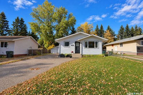 131 Mcintosh Drive, Prince Albert, SK, S6V6H2 | Card Image