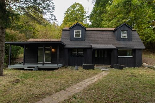 65 E Main St, Canaan, CT, 06018-2510 | Card Image