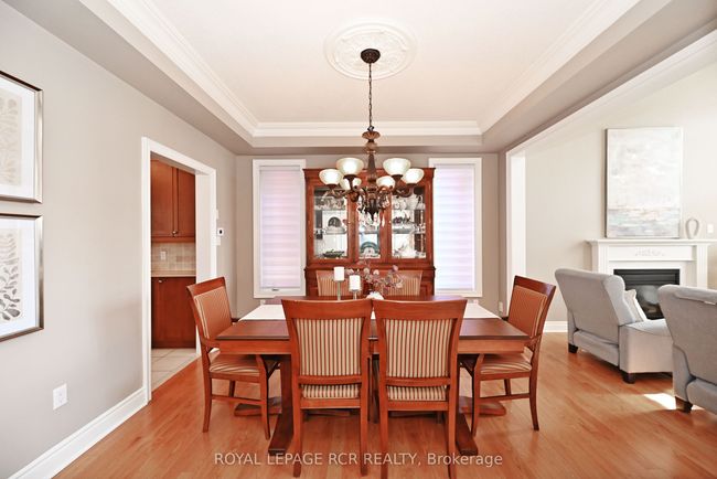 9 Deerhorn Cres, House other with 4 bedrooms, 3 bathrooms and 6 parking in Aurora ON | Image 9