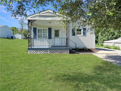 18 27th St, Higginsville, MO, 64037-1996 | Card Image
