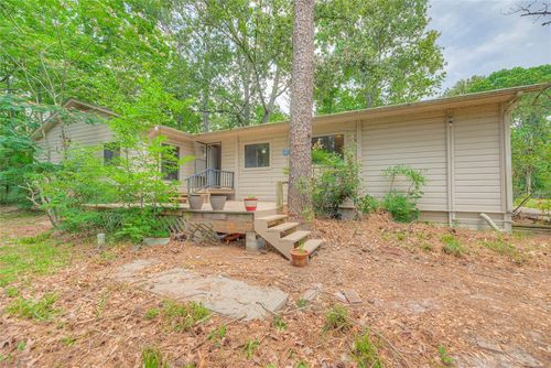 330 Oak Tree Dr, Pointblank, TX, 77364-6601 | Card Image