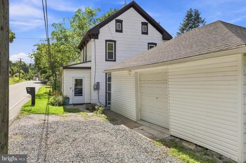 1883 Craley Rd, WINDSOR, PA, 17366-9162 | Card Image