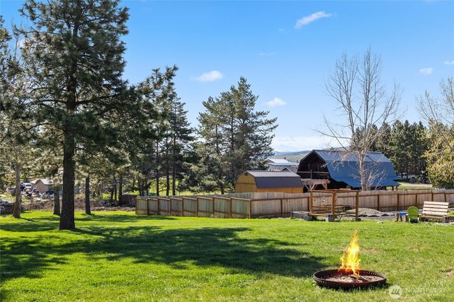 351 Ridge Loop Rd, House other with 2 bedrooms, 2 bathrooms and null parking in Cle Elum WA | Image 36