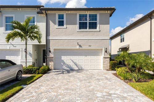 2917-2917 Olivia Ave, Oakland Park, FL, 33311-1196 | Card Image