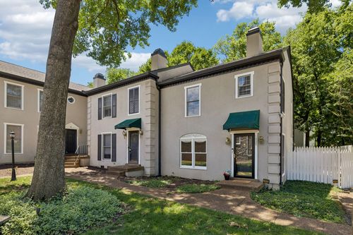 1939 Capers Ave, Nashville, TN, 37212-3107 | Card Image
