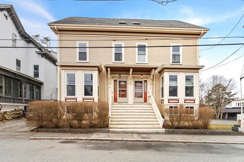 34 Summer St, Gloucester, MA, 01930-3653 | Card Image