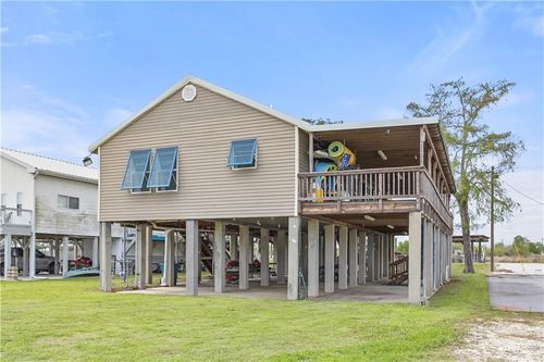 4814 Jean Lafitte Blvd, Lafitte, LA, 70067-5408 | Card Image