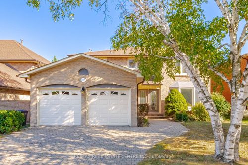 1572 Maple Ridge Dr, Mississauga, ON, L4W3C8 | Card Image