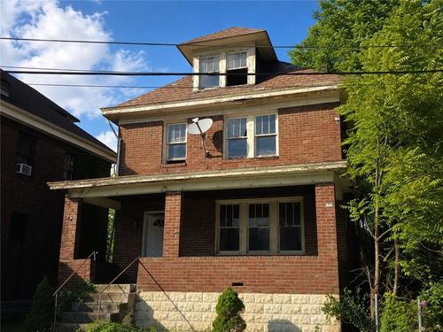 821 Woodworth Ave, Wilkinsburg, PA, 15221-3558 | Card Image