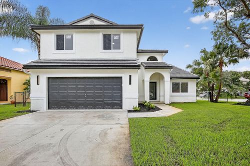 387 Sw 163rd Ave, Pembroke Pines, FL, 33027-1084 | Card Image