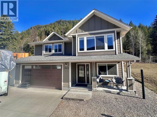 1953 Sandy Rd, Castlegar, BC, V1N4T1 | Card Image