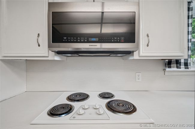 2208 W Louisville St, House other with 3 bedrooms, 2 bathrooms and null parking in Broken Arrow OK | Image 9