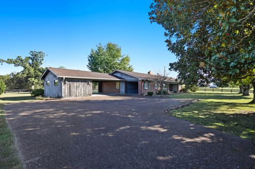 4231 Airport Rd, Springfield, TN, 37172-5810 | Card Image