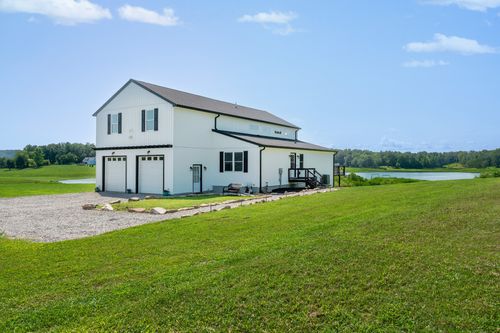 702 Starlight Rd, McMinnville, TN, 37110-4840 | Card Image