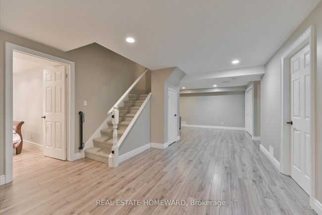 1221 Grandview Dr, House other with 5 bedrooms, 4 bathrooms and 4 parking in Oakville ON | Image 34
