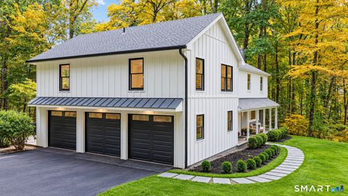 33 Coley Rd, Wilton, CT, 06897-2703 | Card Image