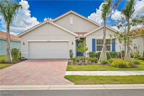 4226 Bloomfield St, FORT MYERS, FL, 33916-4588 | Card Image