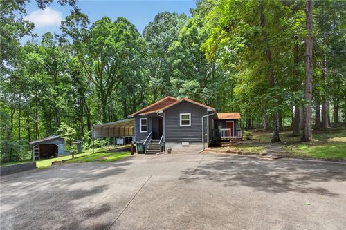 230 Dickard Rd, Seneca, SC, 29672-4884 | Card Image