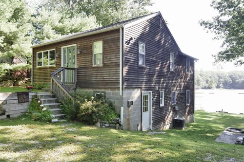 77 Post Rd, Danbury, CT, 06810-8367 | Card Image