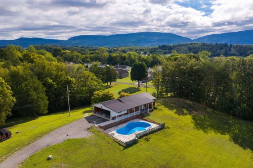 166 Rebel Dr, Dunlap, TN, 37327-3457 | Card Image