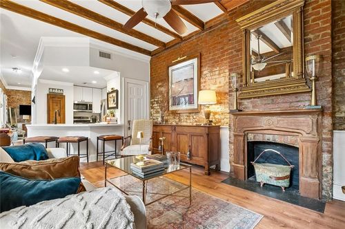 d-817 Burgundy St, New Orleans, LA, 70116-3419 | Card Image