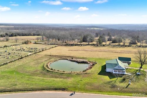 160 Broadway St, Edgar Springs, MO, 65462-8101 | Card Image