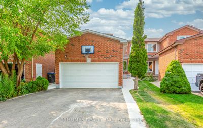 29 Horsham St, House other with 3 bedrooms, 4 bathrooms and 5 parking in Brampton ON | Image 1