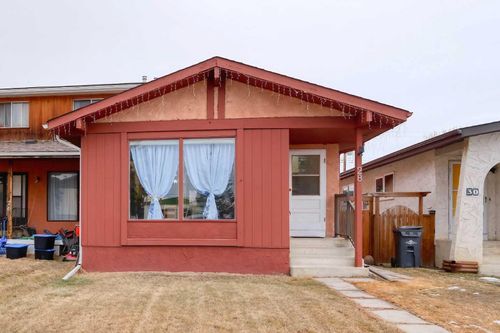 28 7 Ave Se, High River, AB, T1V1E9 | Card Image