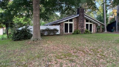 112 Victoria Cir, Newton, MS, 39345-4075 | Card Image