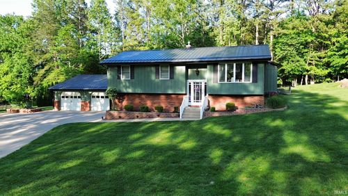 774 S Thompson Ln, Paoli, IN, 47454-9525 | Card Image