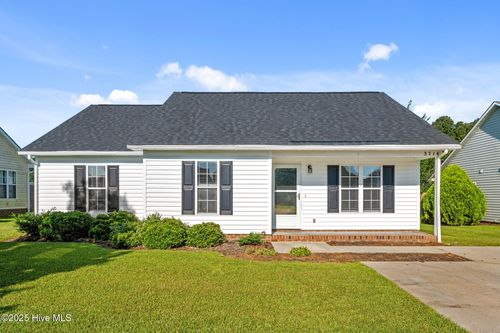 3714 Dover Dr, Ayden, NC, 28513-3032 | Card Image