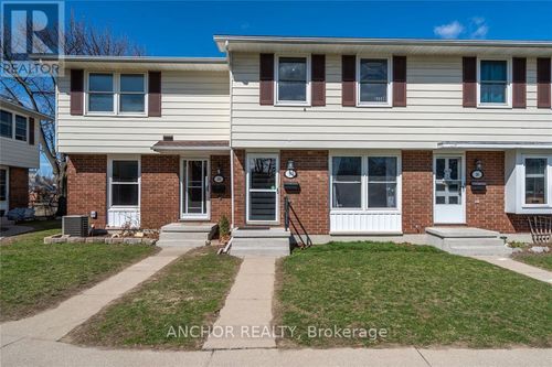 27-825 Exmouth St, Sarnia, ON, N7T5R1 | Card Image
