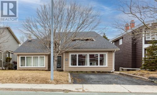 52 Mountbatten Drive, St. John's, NL, A1A3X7 | Card Image