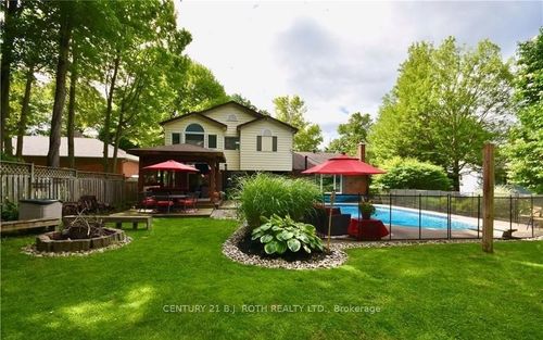 32 Wattie Rd, Midhurst, ON, L9X0P7 | Card Image