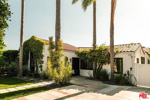 331 N Kilkea Dr, Los Angeles, CA, 90048-2226 | Card Image