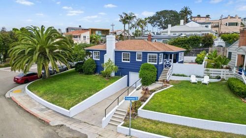 1205 Park Row, La Jolla, CA, 92037-3706 | Card Image