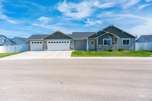 3140 Nuno Dr, Fruitland, ID, 83619-3660 | Card Image