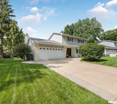 2312 E 28th St, Davenport, IA, 52803-2106 | Card Image