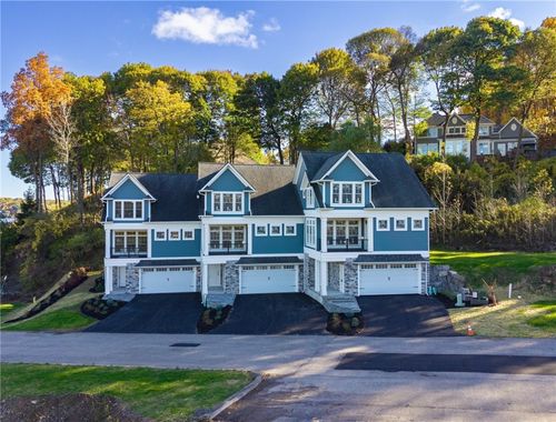 409 Newport Rd, Irondequoit, NY, 14622 | Card Image