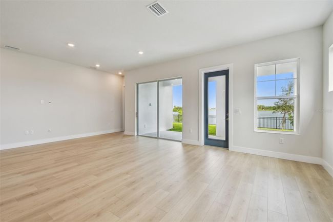 Family Room | Image 15
