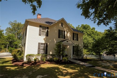 710 College Ave, Blackstone, VA, 23824-2434 | Card Image