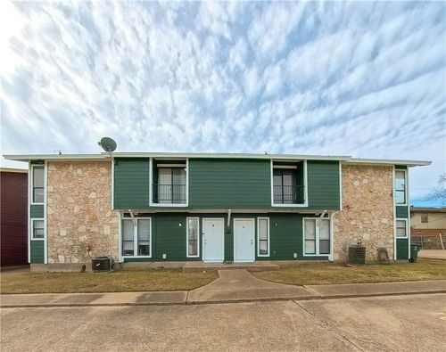 d-2406 Toro Ln, Bryan, TX, 77807-2307 | Card Image
