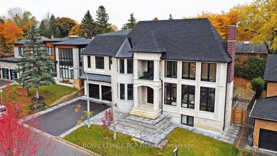 211 Kennedy St W, House other with 4 bedrooms, 7 bathrooms and 5 parking in Aurora ON | Image 1