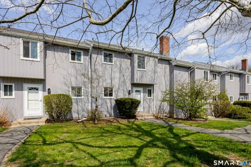 10-10 Monika Ln, Brookfield, CT, 06804-3927 | Card Image