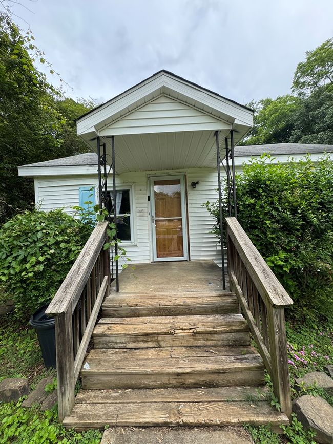 117 Pettus St, House other with 2 bedrooms, 1 bathrooms and null parking in Chase City VA | Image 4